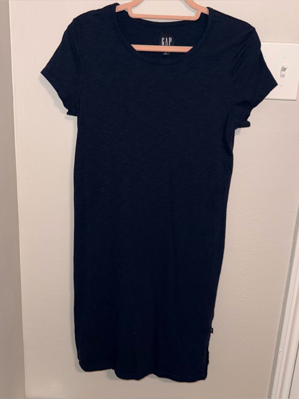 GAP Black Short-Sleeve Midi T-Shirt Dress